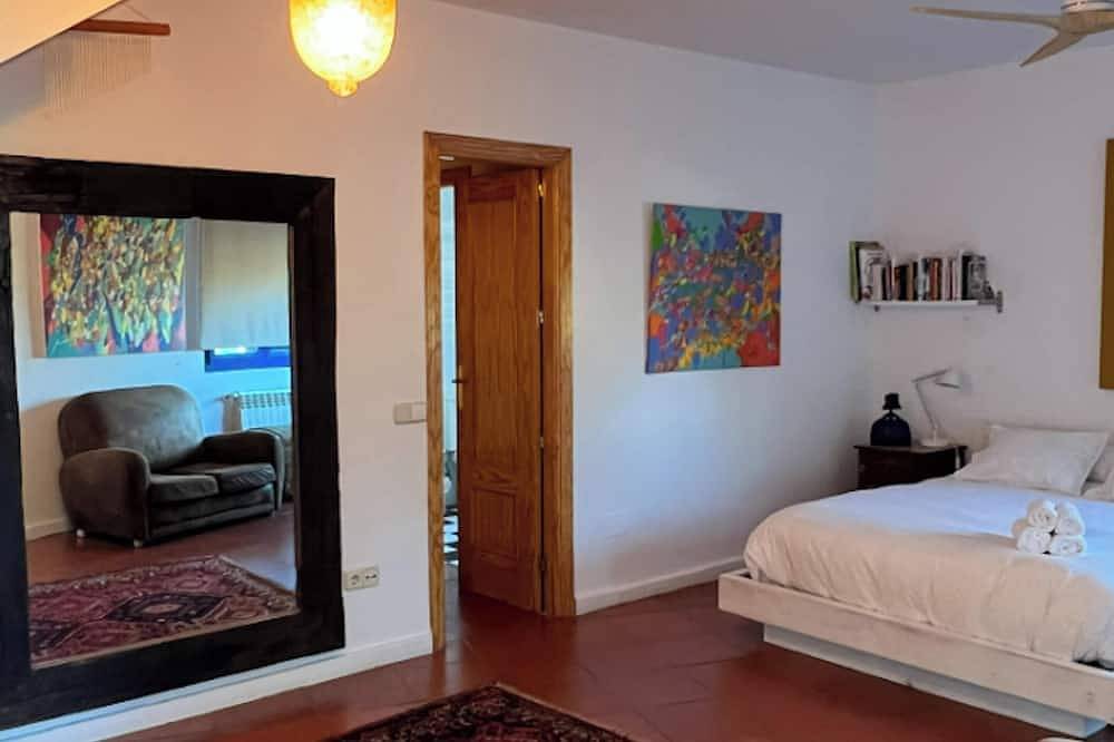 Homerez - Villa mit 4 Schlafzimmern und privatem Pool in Uceda, Guadalajara Provinz