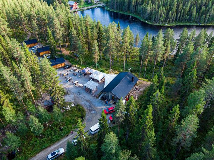 Camping voor 5 personen, with whirlpool and sauna as well as terras in Noord-Zweden