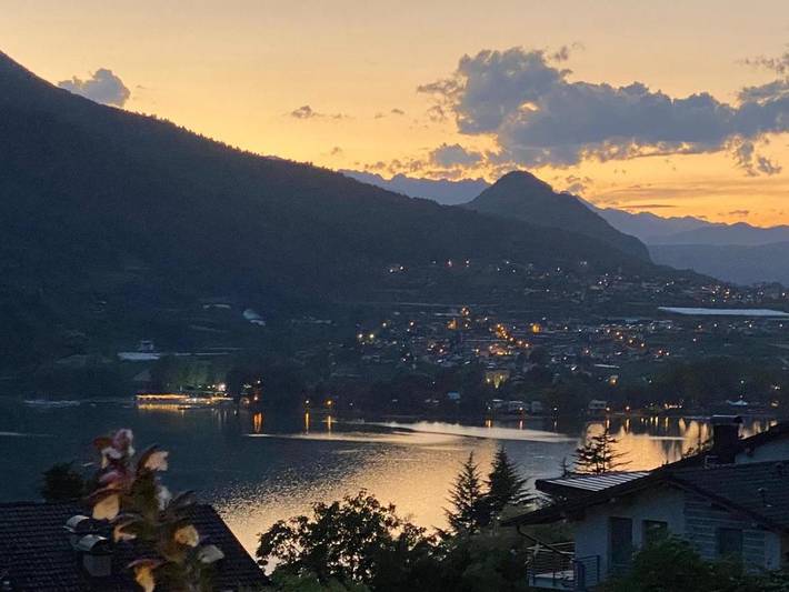Appartamento vacanze per 4 persone, con vista lago e giardino nonché piscina e panorama - 1