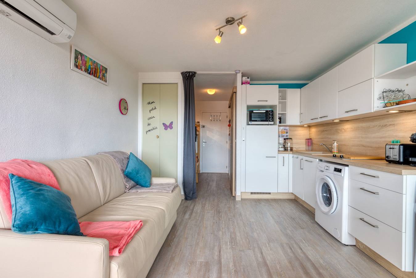 Appartement entier, Studio Les Ptits Loups, Le Grau D'agde vue mer et climatisation in Grau-d'Agde, Agde