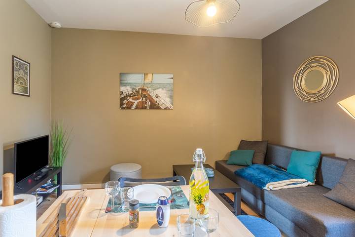 Gîte pour 4 personnes, avec jardin à Saint-Coulomb - 2