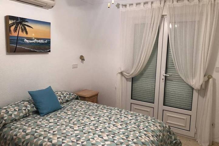 Chalet für 6 Personen, mit Garten in Oliva - 2