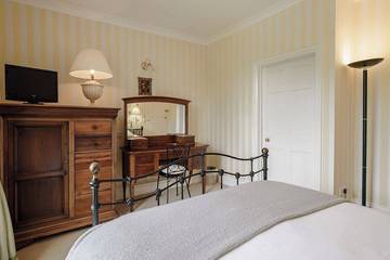 Log Cabin for 10 People in Pooley Bridge, Cumbria, Photo 2