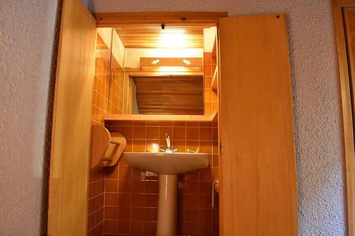 Gîte pour 5 personnes, avec balcon dans Patinoire De Meribel - 4