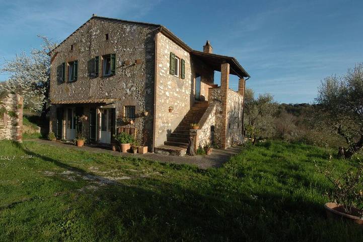Holiday home for 6 people, with garden and pool as well as balcony and hot tub - 1