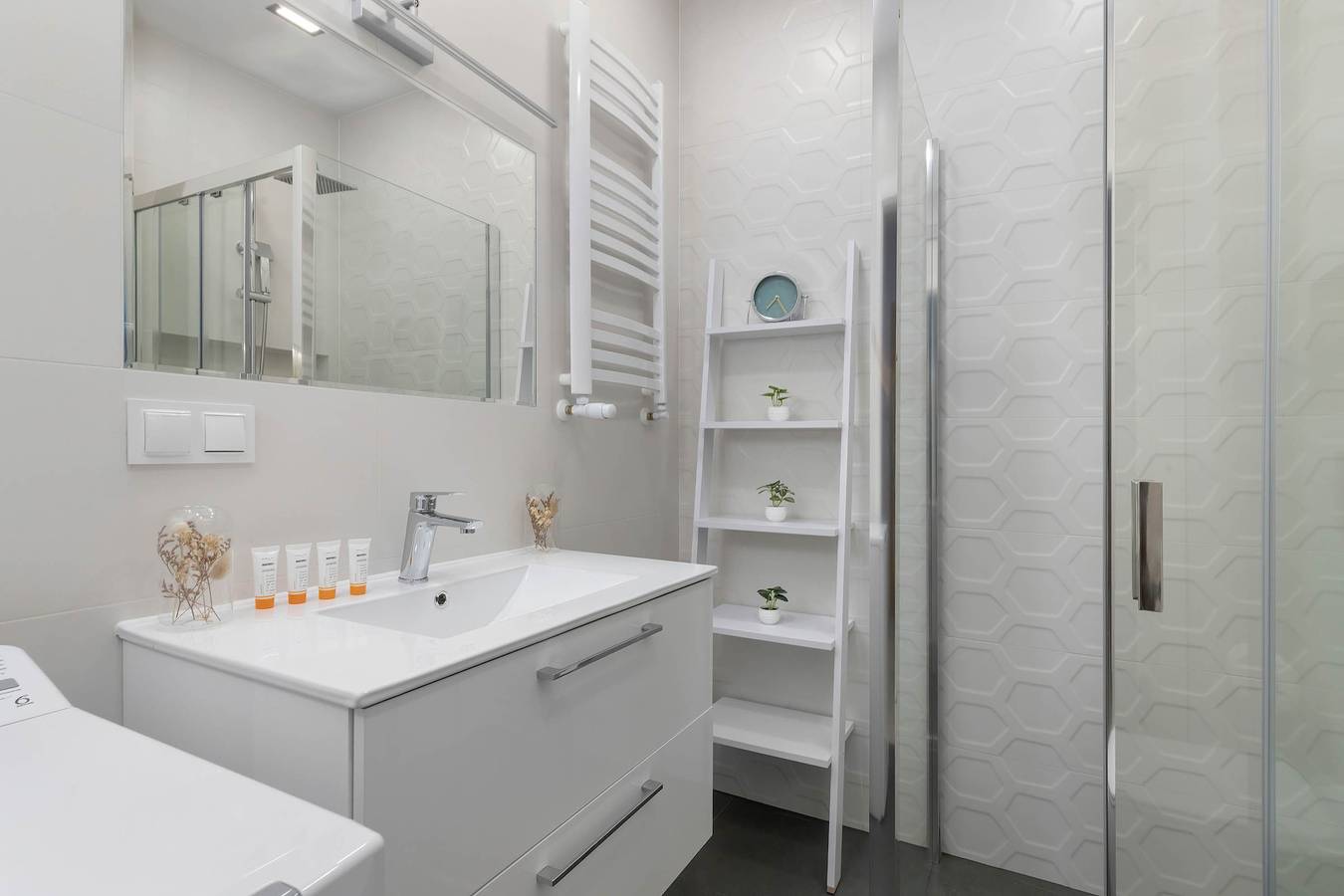 Ganze Wohnung, Modern Apartment | Close to the Sea, Parking, Balcony in Jastrzębia Góra, Zatoka Gdańska