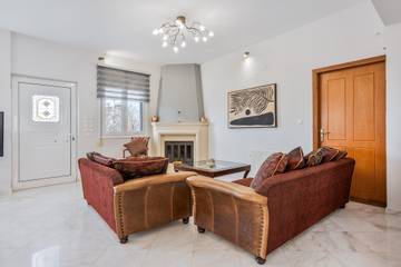 Holiday Rental for 5 People in Nikiforos Fokas, North Crete, Photo 2