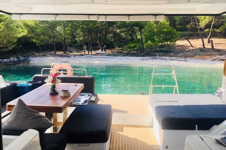 Péniche pour 8 personnes en Corse