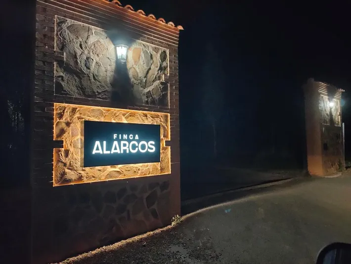 Albergue para 4 personas, con piscina además de jardín y terraza - 1