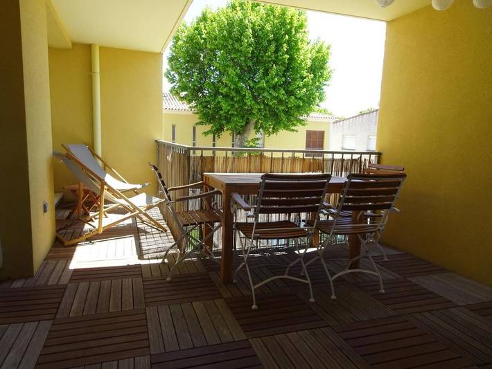 Gîte pour 6 personnes, avec vue ainsi que terrasse et piscine dans Gare D Aigues Mortes - 3