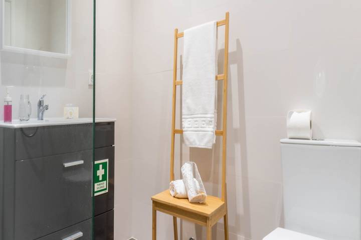 Gîte pour 4 personnes, avec terrasse à Ponta Delgada - 4