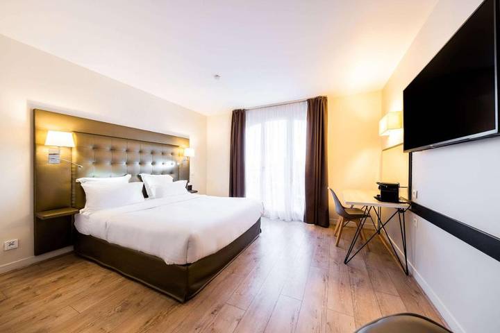 Hôtel pour 3 personnes, avec terrasse à Maisons-Laffitte