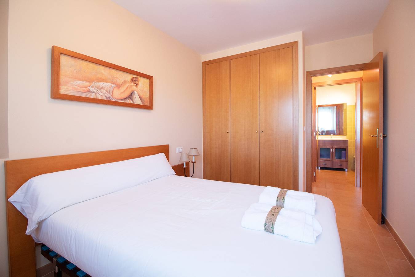 Ganze Wohnung, Global Properties: Apartment wiapartment with pool on Corinto beachth pool on Corinto beach in Playa de Almardá, Sagunto