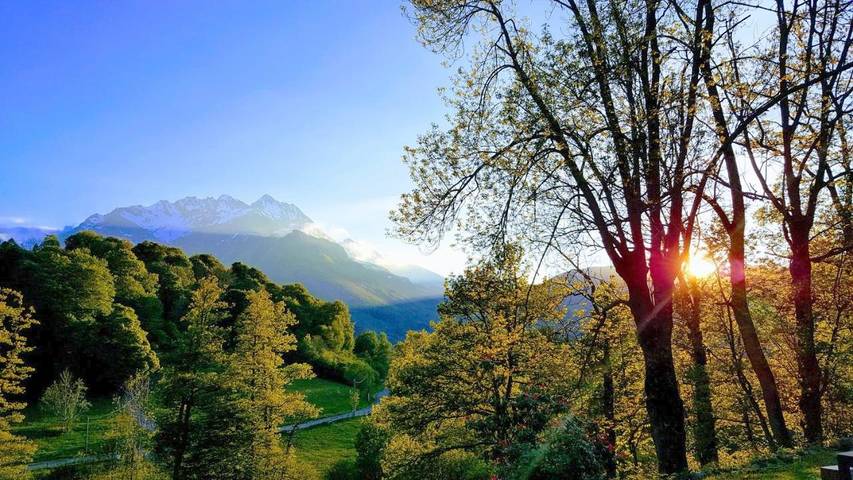 Location de vacances pour 4 personnes, avec Terrasse ainsi que Jardin et Vue à Arrens-Marsous