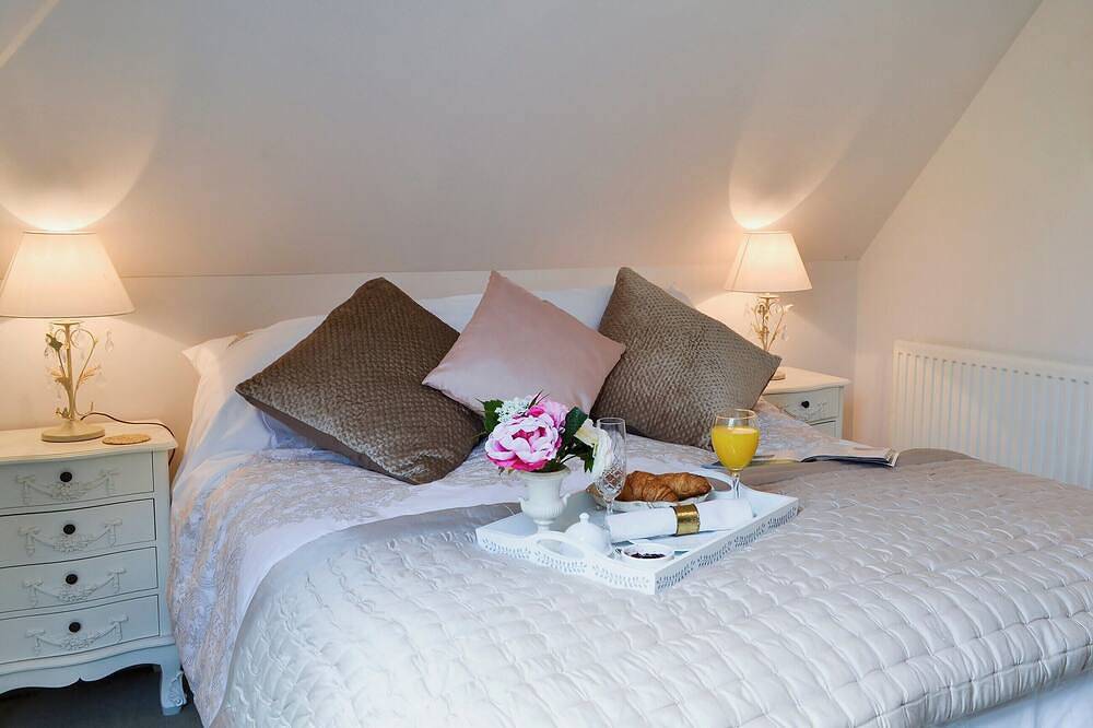 2 Schlafzimmer Unterkunft in Ardingly, near Haywards Heath in West Hoathly, West Sussex