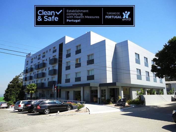 Hôtel pour 4 personnes, avec piscine et jacuzzi ainsi que jardin et sauna à Santa Maria da Feira - 2