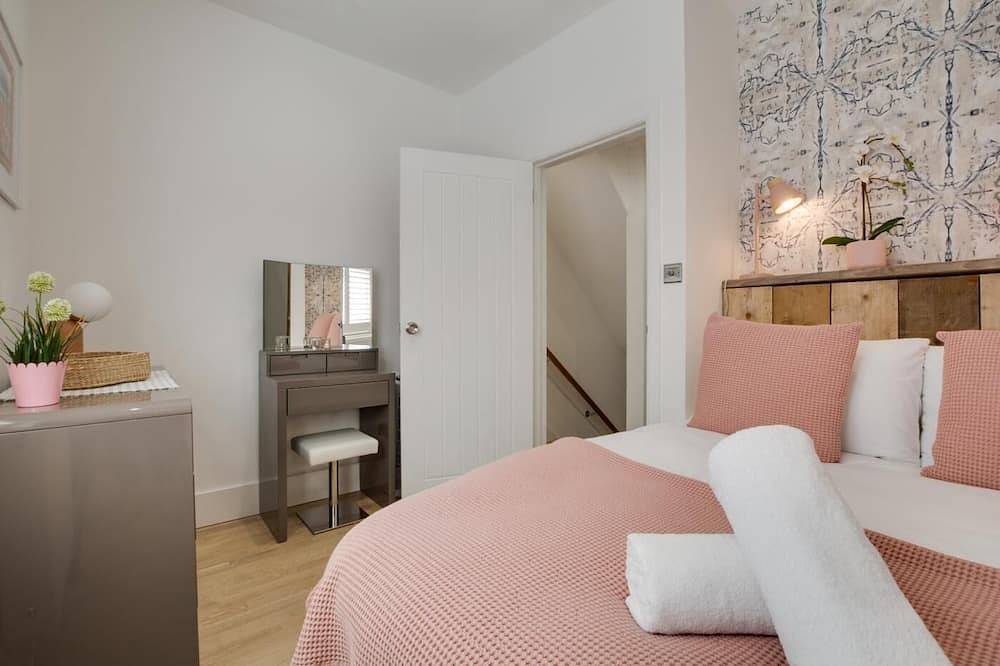 3 Bed in Brighton (oc-bbcorn) in Brighton, Sussex