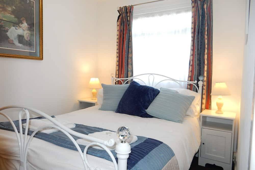 Dartmouth Chalet Holidays-Happy Days,Devonly Days in Dartmouth, Devon