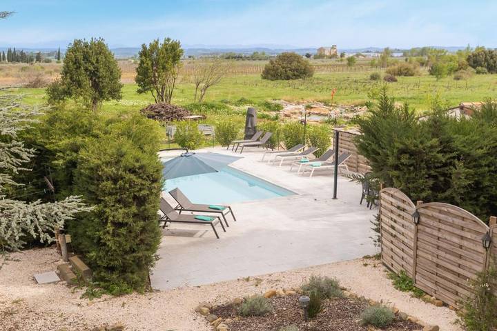 Location de vacances pour 10 personnes, avec jacuzzi ainsi que piscine et jardin à Ouveillan - 2