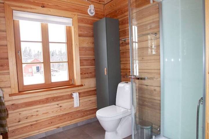 Blockhaus am See - Komfort umgeben von Natur! in Jämtland