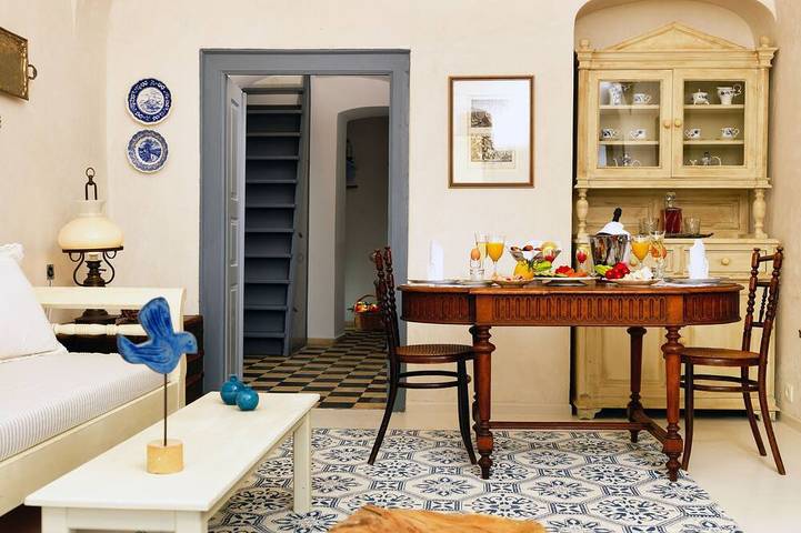 Casa de vacaciones para 7 personas, con terraza y jacuzzi en Oia