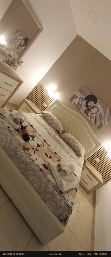 Gîte pour 5 personnes, avec balcon à Adrano - 2