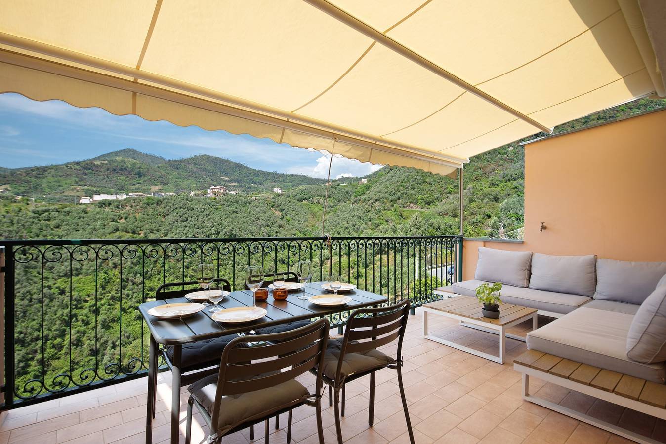 Casa vacanze 'Casa Luci' con vista mare, terrazza privata e Wi-Fi in Vignana, Comune di Levanto