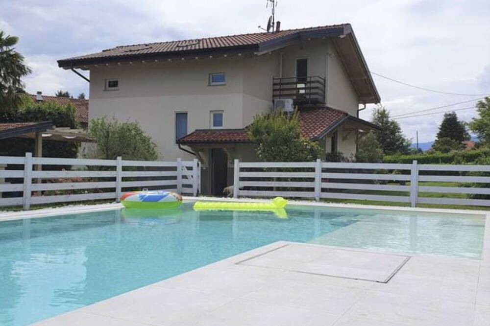 Casa vacanza a Besozzo a partire da 297€ a notte