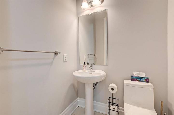 Maison d’hôte pour 2 personnes, avec jardin, animaux acceptés à Toronto - 3