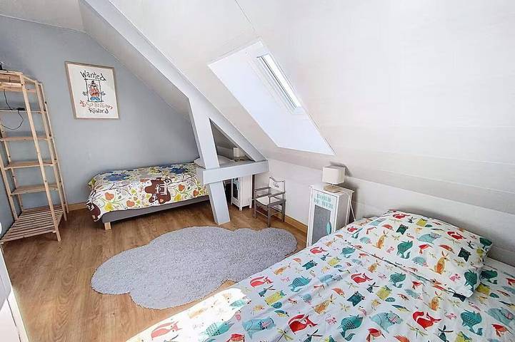 Maison familiale avec piscine chauffée à Hauteville-sur-Mer in Hauteville-sur-Mer, Région de Coutances