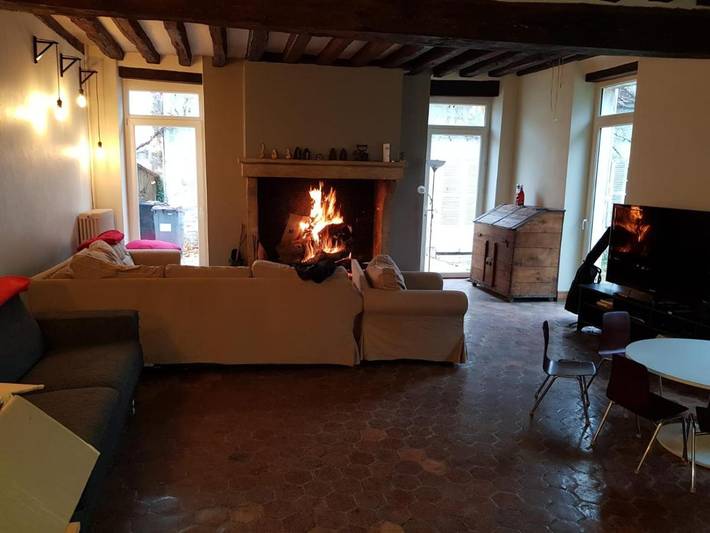 Location de vacances pour 2 personnes, avec jardin ainsi que terrasse et vue à Escolives-Sainte-Camille - 3