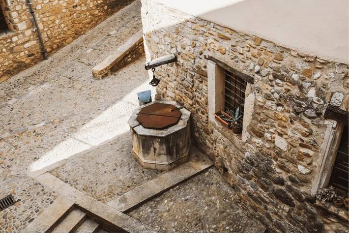 Gîte pour 3 personnes, avec terrasse à Besalú - 2