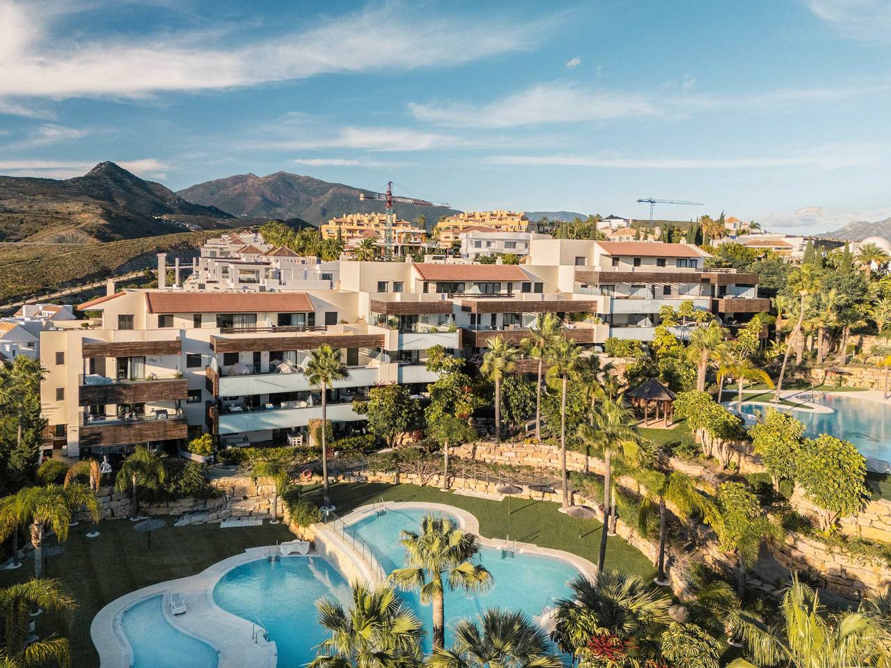 Entire apartment, Hoyo 4 | Golf Resort Views Terrace Apartment Pools in Royal Flamingos Golf Resort, Benahavís