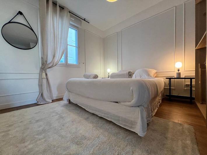 Location de vacances pour 8 personnes, avec jardin à Serris