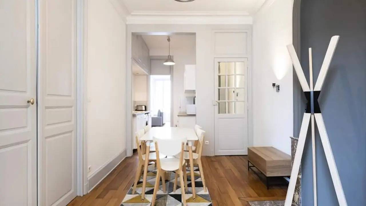 Appartement de vacances entier, Ferienwohnung für 6 Personen (77 m²) in Nancy in Nancy, Région de Nancy
