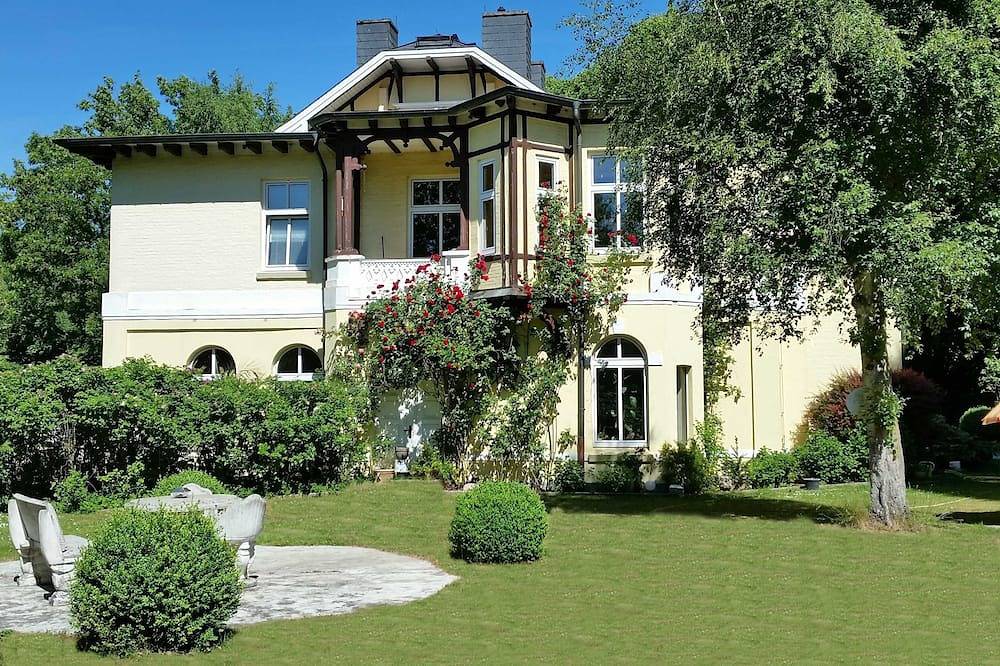 Ganze Wohnung, 1-Raum Fewo Nr. 4, 28m², 1. Etage, Ost - Waldhaus Gronenberg in Pönitz am See, Scharbeutz