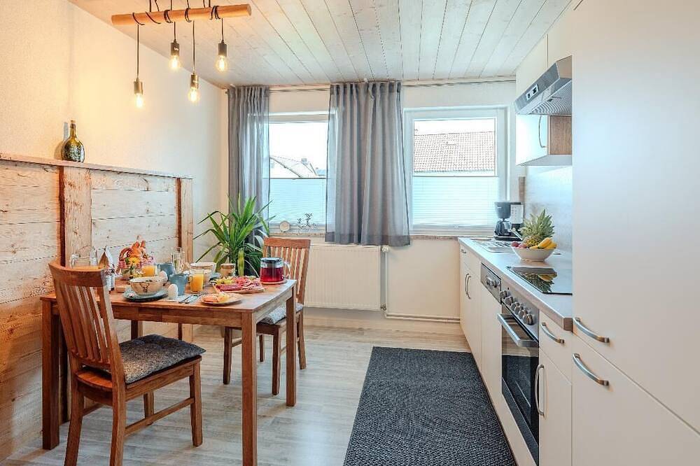 Ganze Wohnung, Gemütliche Ferienwohnung mit separater Küche in Bad Rodach, Oberes Maintal - Coburger Land