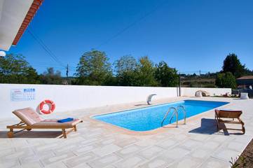 Cottage pour 2 personnes, avec vue ainsi que jardin et piscine dans Fornos de Algodres