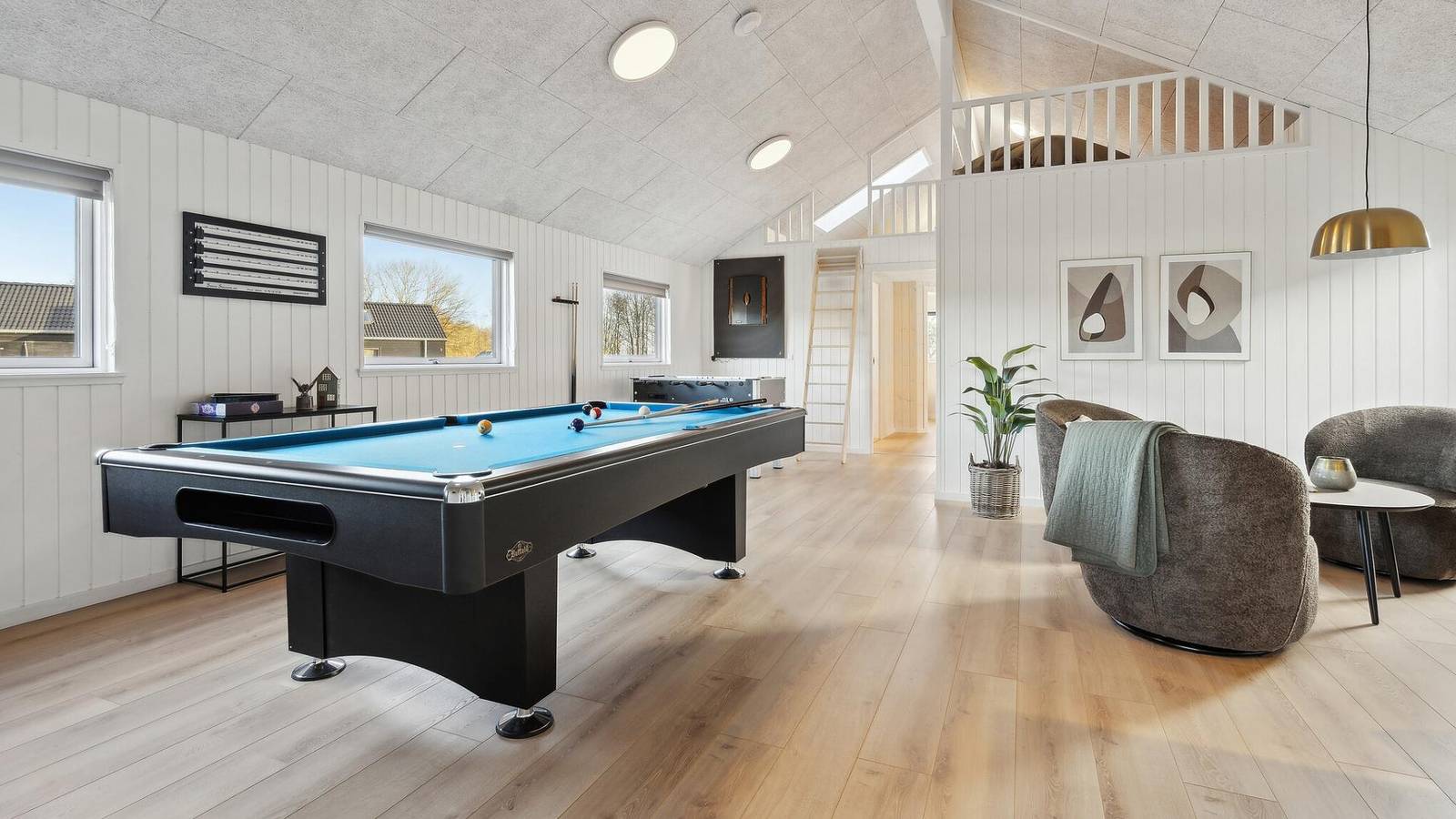 772 – Exklusives Poolferienhaus in Ivenack für 18 Personen in Ivenack, Mecklenburgische Seenplatte