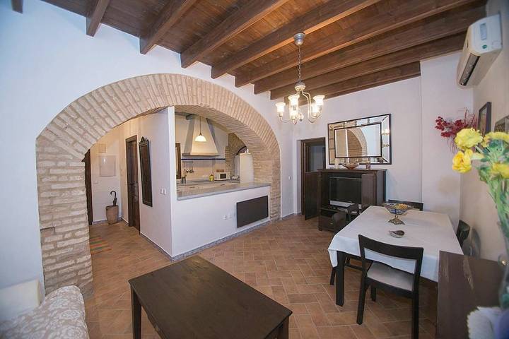Ferienhaus für 9 Personen, mit Terrasse und Ausblick