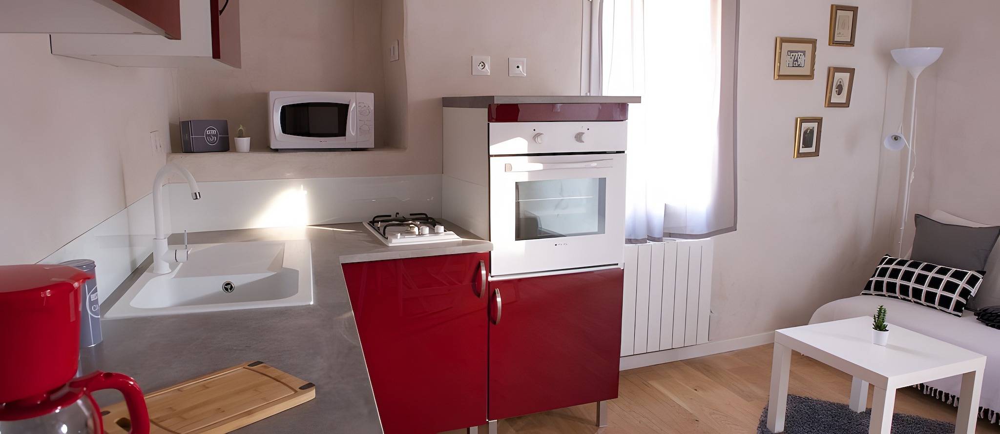 Appartement entier, Gîte « Chez Augustine » avec Wi-Fi et climatisation in Sarrians, Vaucluse