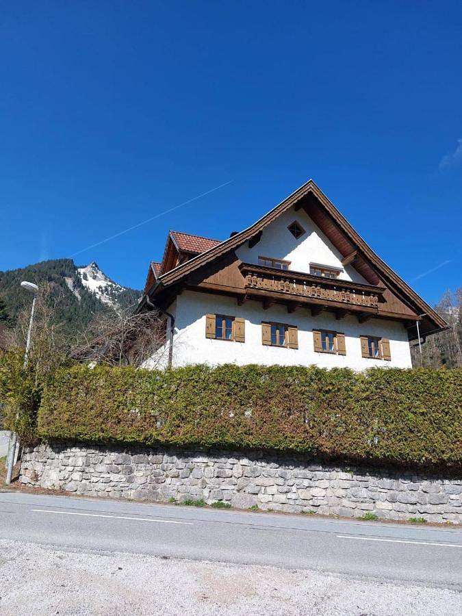 Ferienwohnung für 4 Personen, mit Garten und Ausblick in Höfen