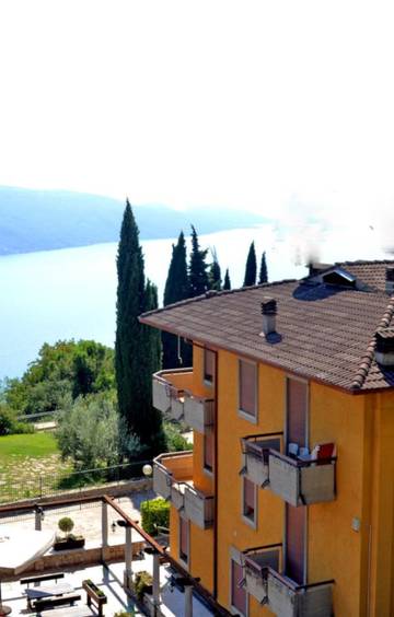 Location De Vacances pour 4 Personnes dans Gardola, Tignale, Photo 2