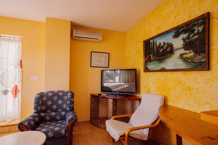 Casa rural con piscina para 8 personas, con Jardín y Piscina para niños en Comarca del Noroeste (Murcia) - 2