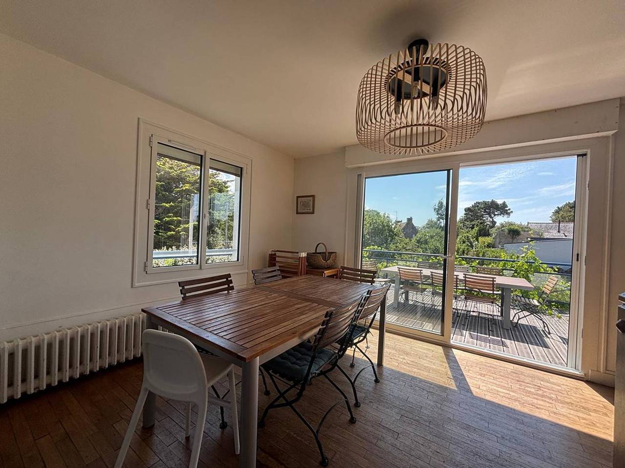 Geräumiges Ferienhaus in Carnac mit Terrasse, Garten und Platz für bis zu 10 Personen in Carnac, Côte des Mégalithes