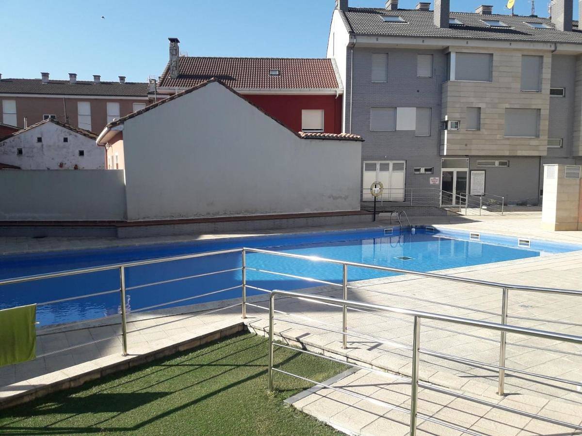 Apartamento entero, Duplex con piscina Vut1230As in Soto del Barco, Costa Verde