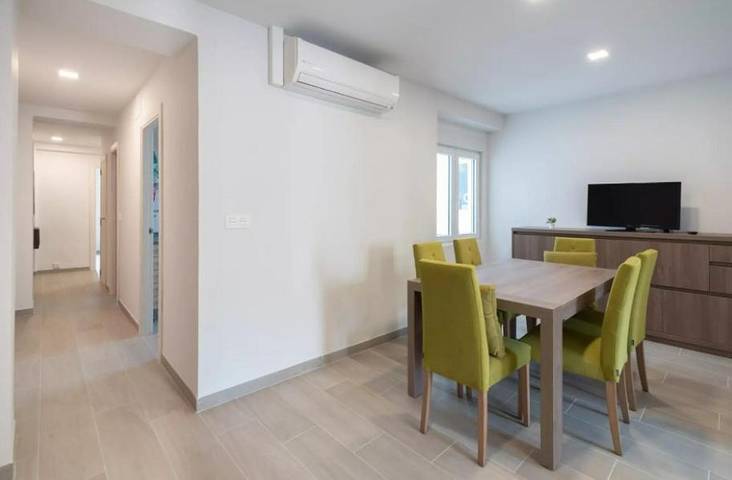 Holiday apartment for 6 people, with balcony - 1