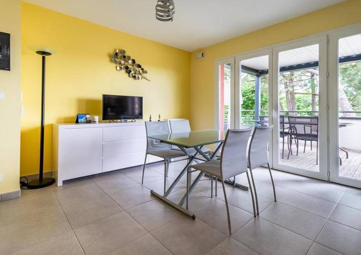 Gîte pour 3 personnes, avec terrasse dans Plage du Mauret - 2