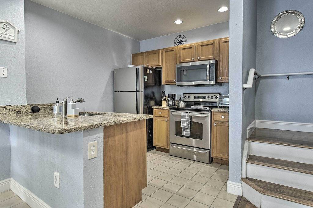 12 Mi to Disney: Family Home w/ Resort Amenities! in Kissimmee, Osceola County