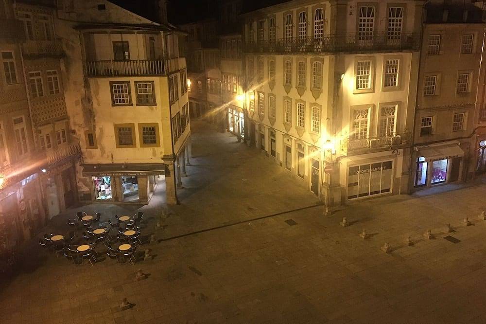Apartamento na Praça Dom Duarte, 3º Andar com Varanda, foto 13